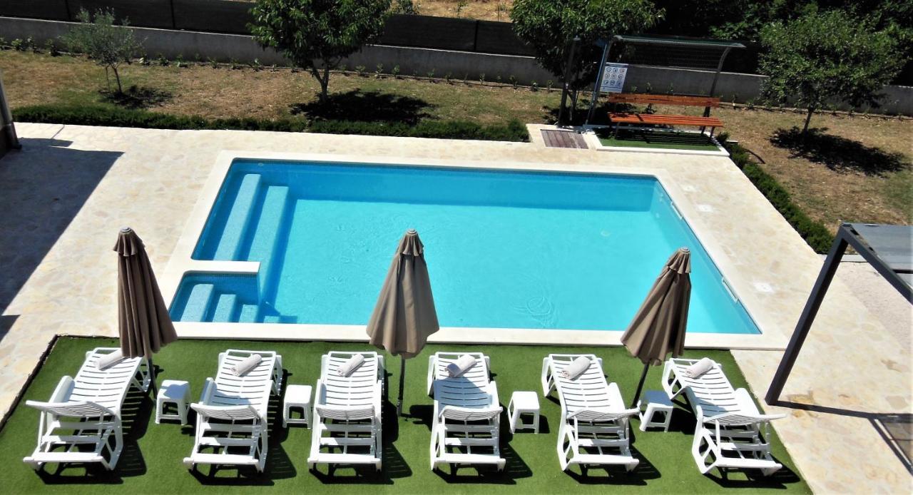 Holiday Home Tuta Polaca Bagian luar foto